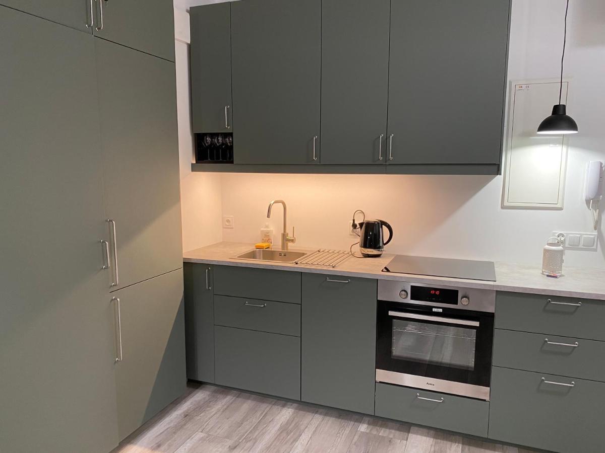 Ekologiczny Z Ogrodkiem Apartment ยาสต์เชอเบีย กูรา ภายนอก รูปภาพ
